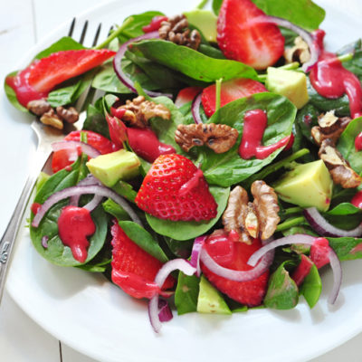 Strawberry-Avocado-and-Spinach-Salad-Recipe